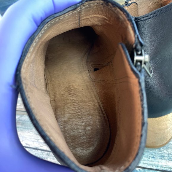 Madewell Lucien Black Leather Ankle Boots - Picture 4 of 13